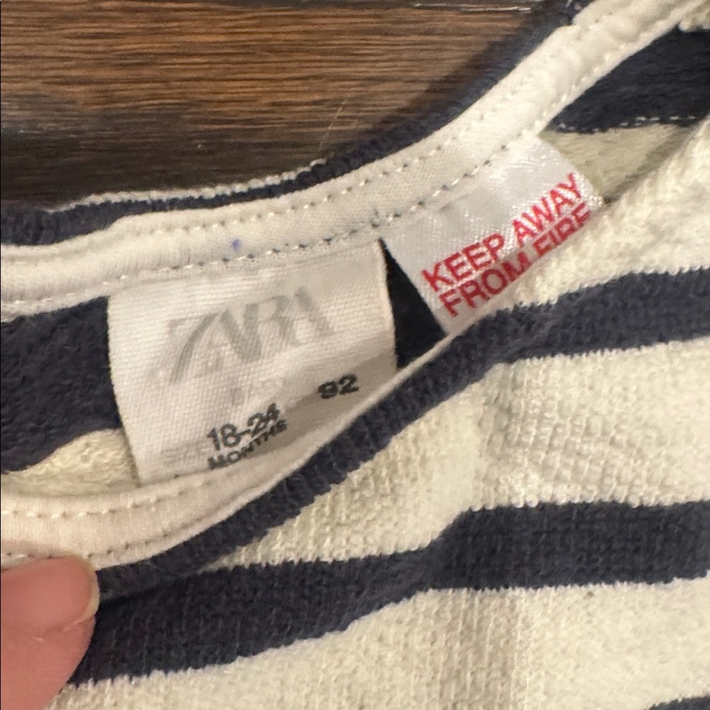 Zara 18-24 month stripe long sleeve navy and white - Picture 2 of 5